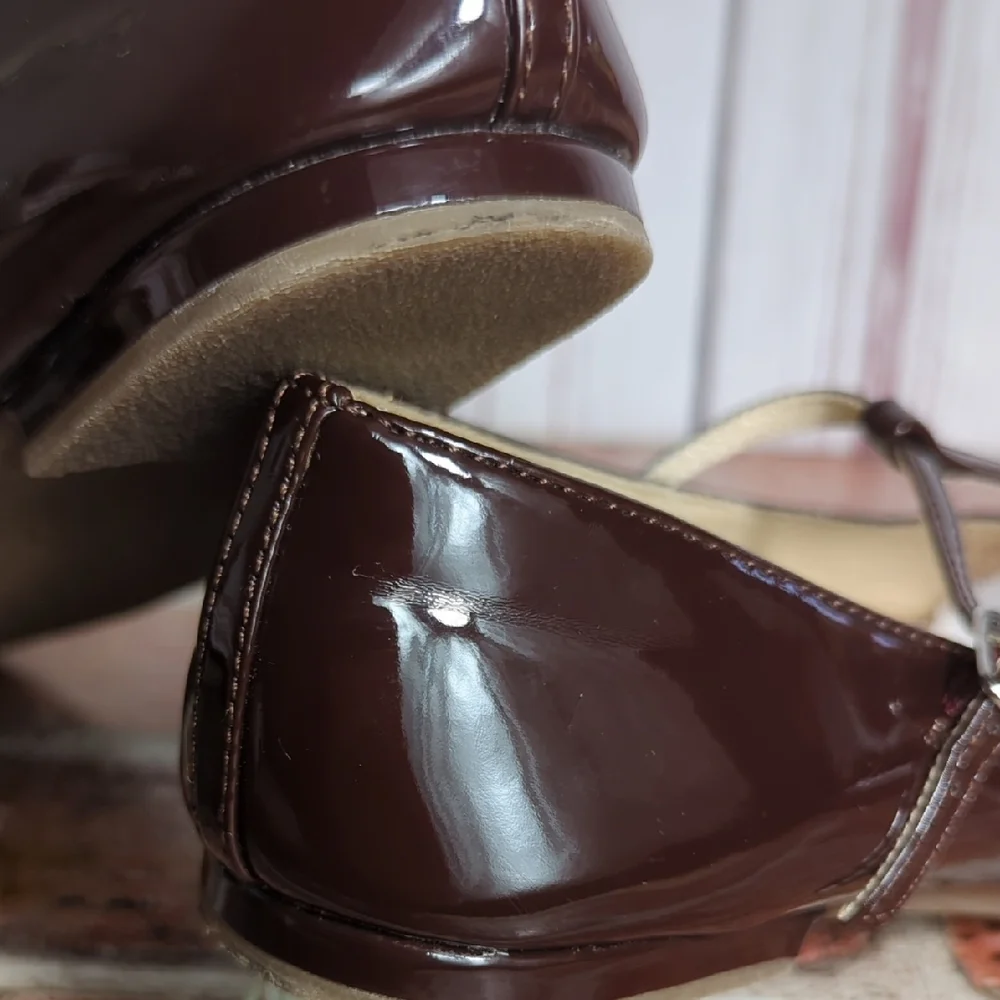 Zara Girls T-Strap Mary Janes Flats Brown Burgundy Patent‎ Leather Glossy 1.5